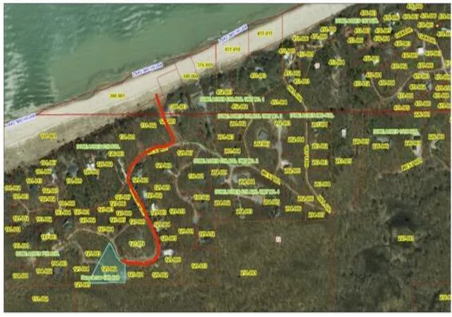 2nd image of 15 Summit Dr, Chesterton, IN 46304 | MLS# 837116