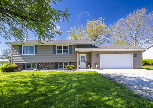 Photo 1 of Single family home for sale at 2672 E State Rd 4, La Porte, IN 46350 | MLS# 838551 | Listing updated on 2026-09-19