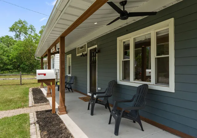 16th image of 355 S Howard St, Gary, IN 46403 | MLS# 837557