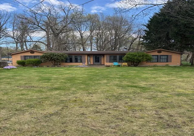 1st image of 1985 N Pioneer Rd, La Porte, IN 46350 | MLS# 837821