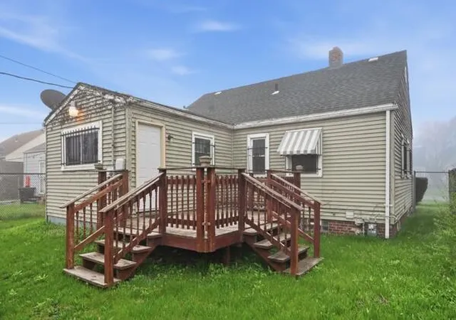 13th image of 263 Taft St, Gary, IN 46404 | MLS# 837446