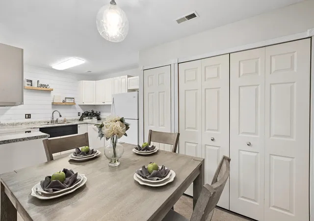 5th image of 400 Sturdy Rd #5b, Valparaiso, IN 46383 | MLS# 841310