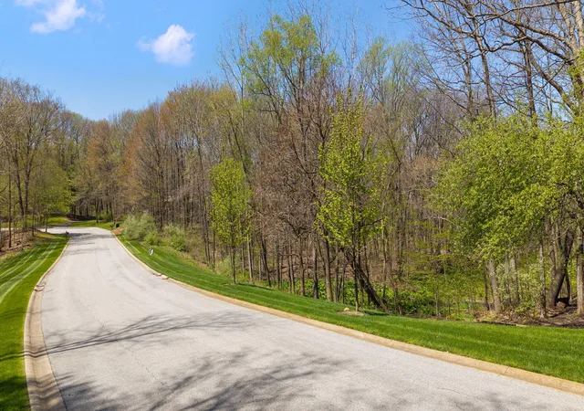 3rd image of 231 Barberry Ln, Valparaiso, IN 46383 | MLS# 837645