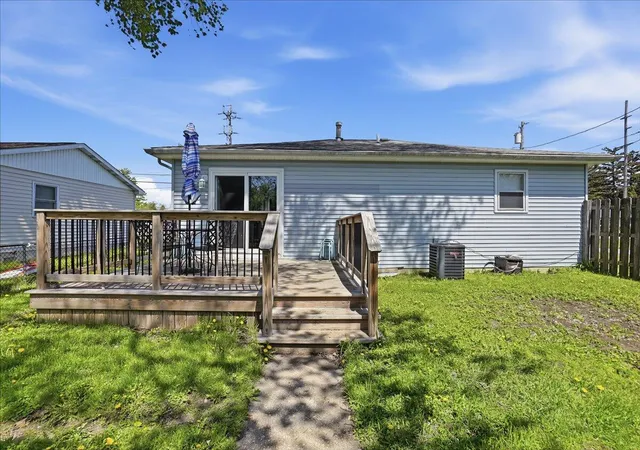 23rd image of 1709 E Rand St, Hobart, IN 46342 | MLS# 837693