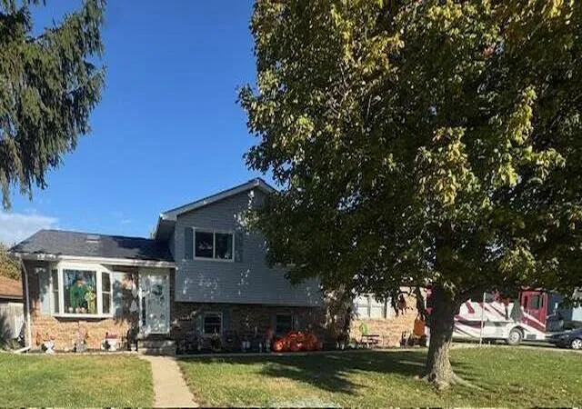 Photo 1 of Single family home for sale at 6100 Robbins Rd, Portage, IN 46368 | MLS# 837732 | Listing updated on 2026-05-13