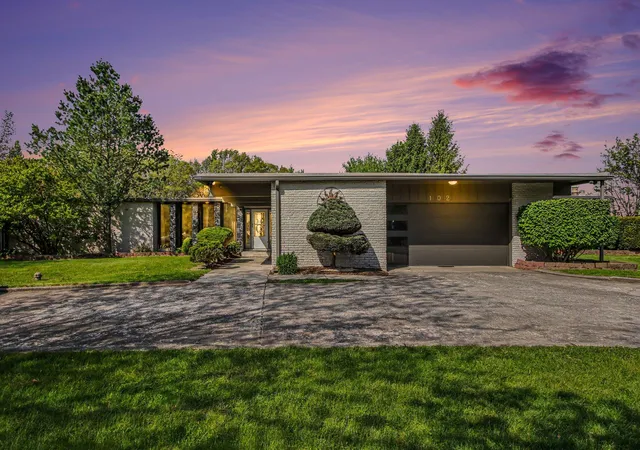 27th image of 102 Sylvan Dr, Valparaiso, IN 46385 | MLS# 839195