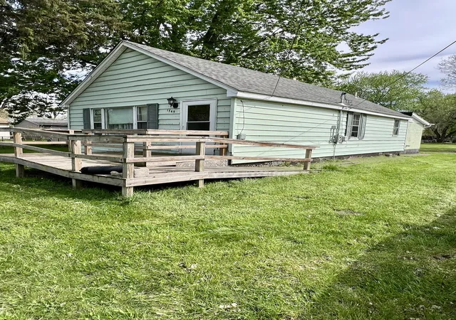 Homes for sale in Lake Station, IN | 1745 E 24th Ave, Lake Station, IN 46405 | MLS# 837887