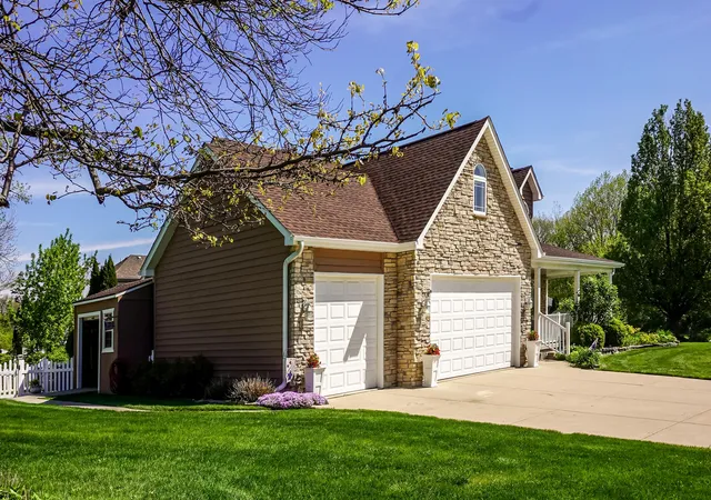 4th image of 1270 E Greenview Pl, Crown Point, IN 46307 | MLS# 838006
