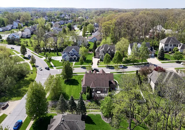 51st image of 1270 E Greenview Pl, Crown Point, IN 46307 | MLS# 838006
