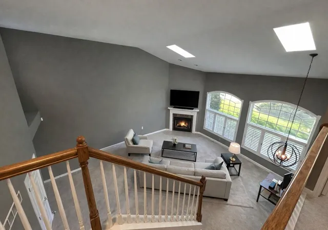 Homes for sale in Munster, IN | 1717 Apple Blossom Dr #3, Munster, IN 46321 | MLS# 837953