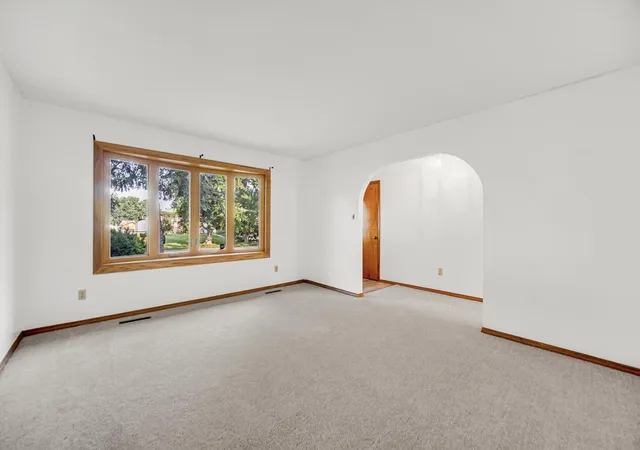 Photo 3 of Single family home for sale at 3009 Kimberly St, Portage, IN 46368 | MLS# 837918 | Listing updated on 2026-09-18