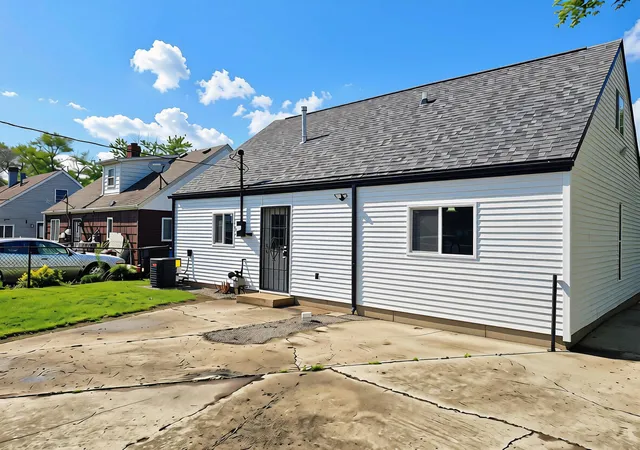 2nd image of 2340 Wilson St, Gary, IN 46404 | MLS# 838045