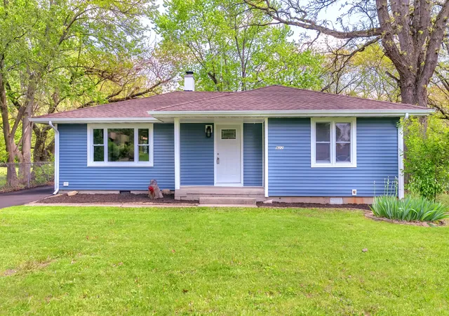 1st image of 922 Hayes St, Crown Point, IN 46307 | MLS# 838289