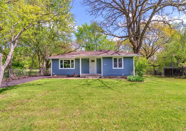 3rd image of 922 Hayes St, Crown Point, IN 46307 | MLS# 838289