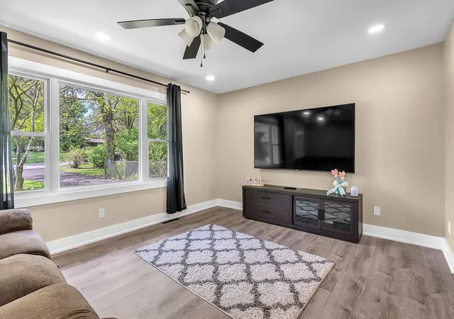 5th image of 922 Hayes St, Crown Point, IN 46307 | MLS# 838289
