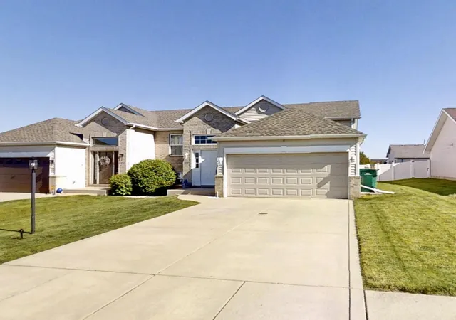 Photo 2 of Sale Pending at 3782 W 70th Place, Merrillville, IN 46410 | MLS# 838306 | Listing updated on 2026-10-05