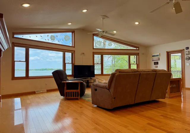 4th image of 6353 S State Road 10, Knox, IN 46534 | MLS# 838131