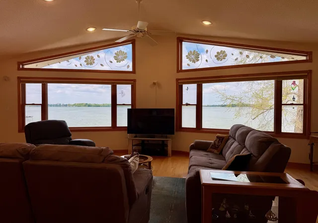 5th image of 6353 S State Road 10, Knox, IN 46534 | MLS# 838131