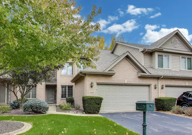 1st image of 1617 Cherry Blossom Dr, Munster, IN 46321 | MLS# 838124