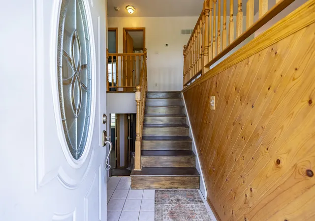 5th image of 431 S Liverpool Rd, Hobart, IN 46342 | MLS# 838148