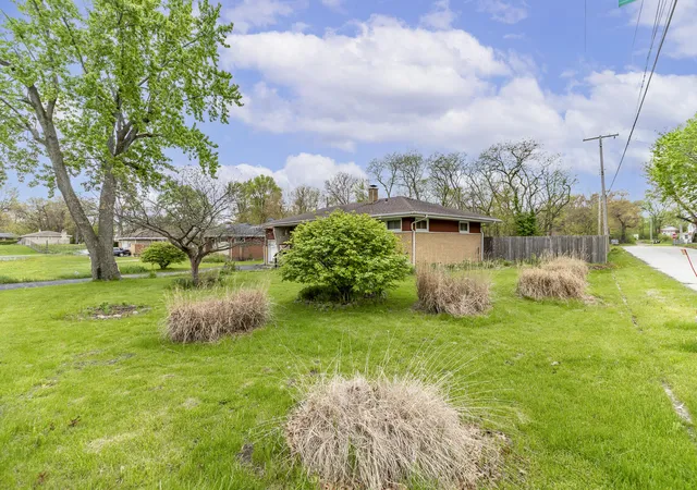 3rd image of 4900 Arthur St, Gary, IN 46408 | MLS# 838170