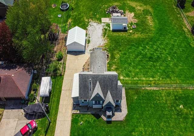 Photo 2 of Single family home for sale at 324 W Johnson Rd, La Porte, IN 46350 | MLS# 838199 | Listing updated on 2026-05-03