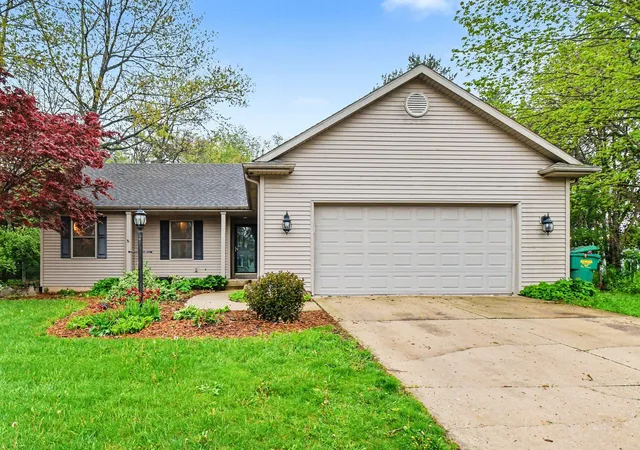 3rd image of 23782 Julep Ct, South Bend, IN 46614 | MLS# 838208