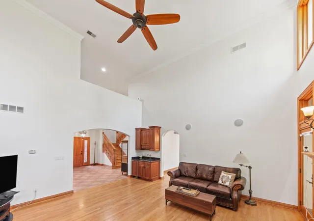 Photo 4 of Single family home for sale at 10430 W 173rd Avenue, Lowell, IN 46356 | MLS# 839394 | Listing updated on 2026-08-18