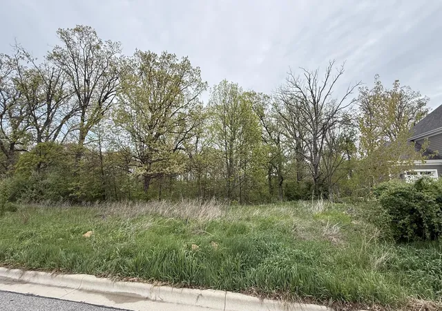 1st image of 778 Ronny Ct, Crown Point, IN 46307 | MLS# 838342