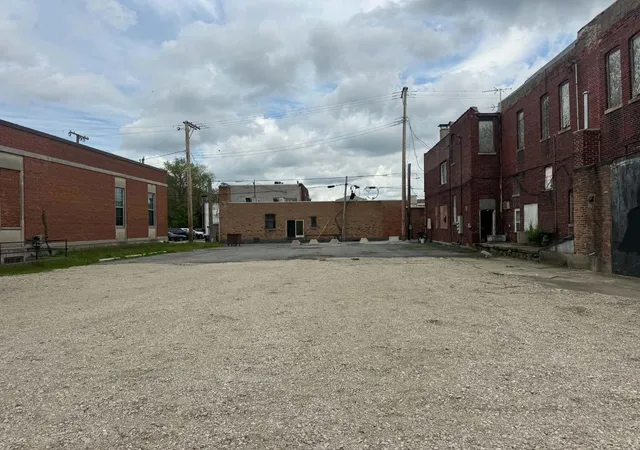 1st image of 235 Main St, Hobart, IN 46342 | MLS# 839412