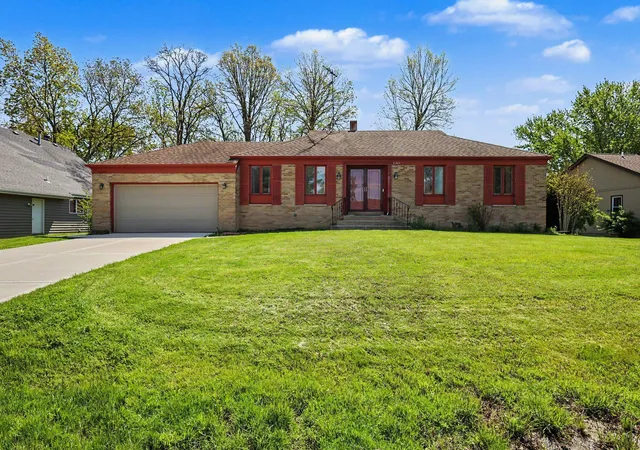 1st image of 1385 Brandywine Rd, Crown Point, IN 46307 | MLS# 838532