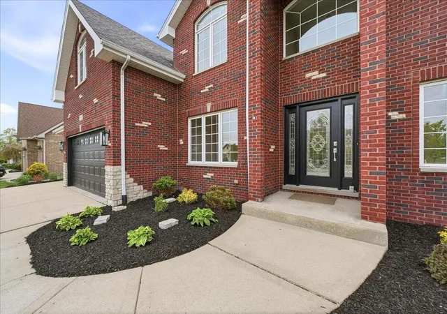 Homes for sale in Saint John, IN | 10407 Golden Arch Ave, Saint John, IN 46373 | MLS# 838522