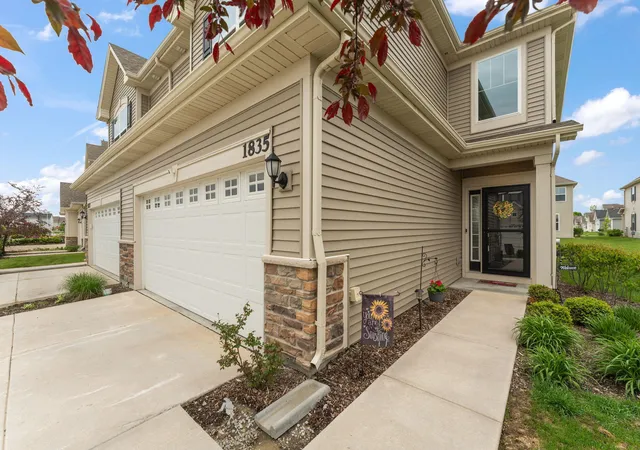 Photo 2 of Multi family home for sale at 1835 E 110th Place, Crown Point, IN 46307 | MLS# 838407 | Listing updated on 2026-10-10