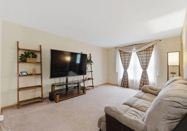 5th image of 829 Johnson St #A, Chesterton, IN 46304 | MLS# 838425