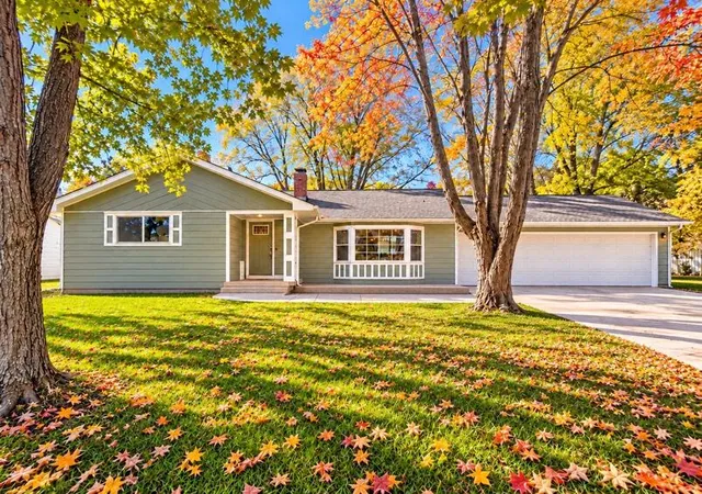 Photo 1 of Single family home for sale at 1248 Dogwood Dr, Chesterton, IN 46304 | MLS# 838462 | Listing updated on 2026-10-28