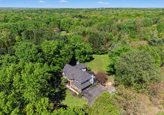 5th image of 887 N 400 E, Valparaiso, IN 46383 | MLS# 839163