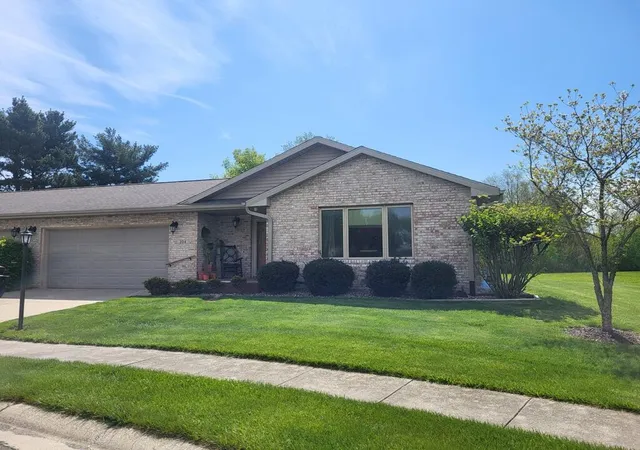 Condo for sale at 204 Sagamore Pkwy, La Porte, IN 46350 | MLS# 838639