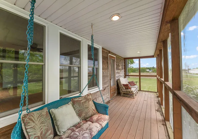 3rd image of 492 S 350 W, Valparaiso, IN 46385 | MLS# 838674