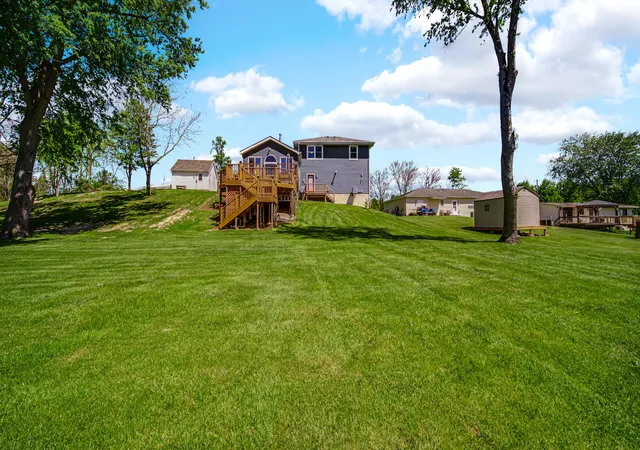 33rd image of 10730 Forestdale St, Saint John, IN 46373 | MLS# 838741