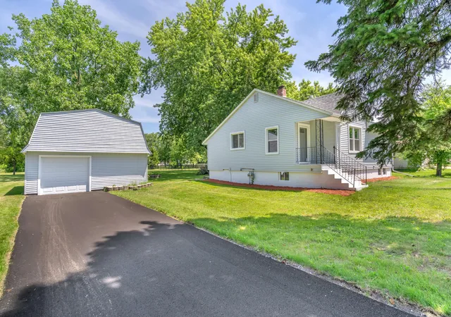 4th image of 2851 44Th St, Highland, IN 46322 | MLS# 838700