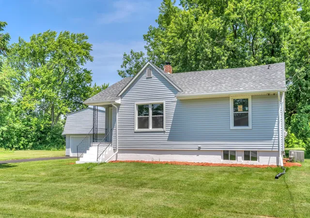 5th image of 2851 44Th St, Highland, IN 46322 | MLS# 838700