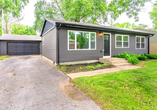 1st image of 6091 Mulberry Ave, Portage, IN 46368 | MLS# 838719