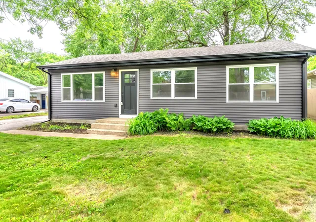 2nd image of 6091 Mulberry Ave, Portage, IN 46368 | MLS# 838719