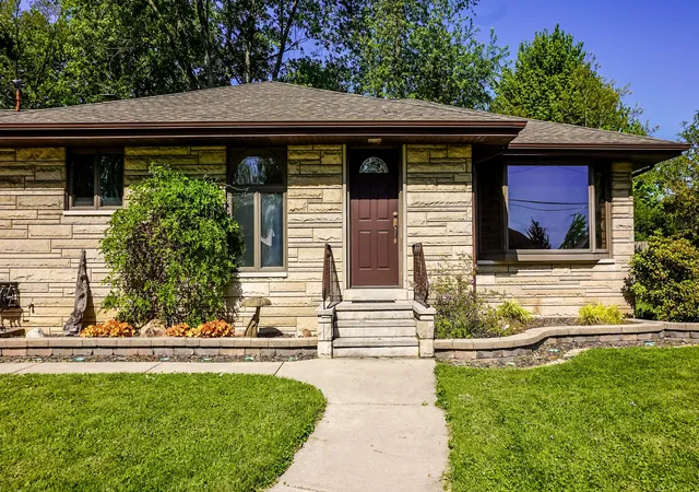 Photo 3 of Single family home for sale at 9330 Keilman St, Saint John, IN 46373 | MLS# 838823 | Listing updated on 2026-10-02