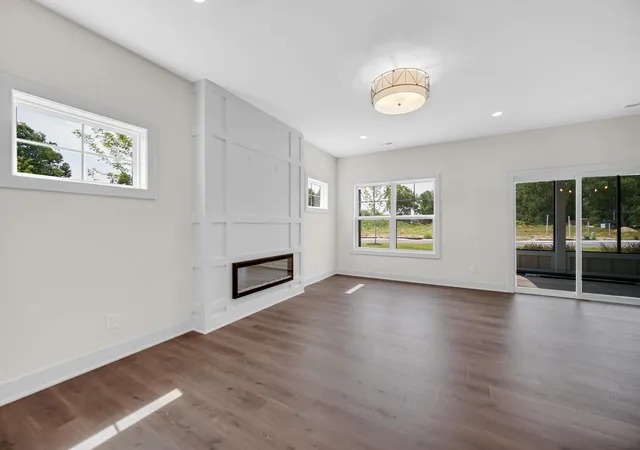 Photo 3 of Townhouse for sale at 15 Moorebrooke Rd, Michigan City, IN 46360 | MLS# 839016 | Listing updated on 2026-09-30