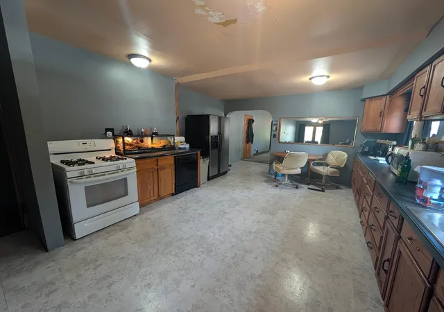 Photo 3 of Single family home for sale at 2854 Blake Rd, Portage, IN 46368 | MLS# 840176 | Listing updated on 2026-08-16