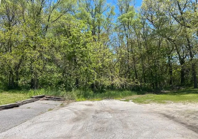 3rd image of 300-10 Birch Ave, Gary, IN 46404 | MLS# 838895