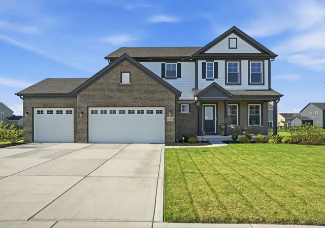 Photo 1 of Single family home for sale at 13062 111th Avenue, Dyer, IN 46311 | MLS# 838940 | Listing updated on 2026-10-01