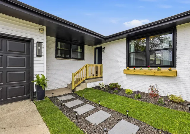 3rd image of 2607 W 60Th Dr #W, Merrillville, IN 46410 | MLS# 838974