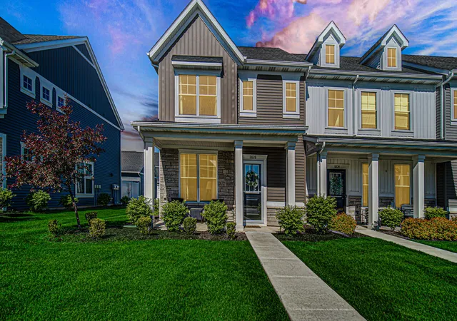 Homes for sale in Crown Point, IN | 11828 Kentucky St, Crown Point, IN 46307 | MLS# 839087